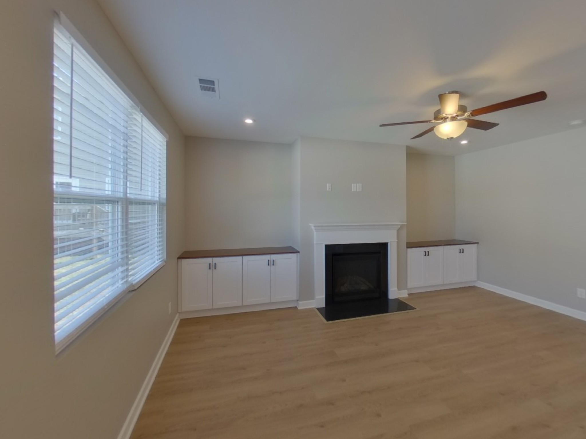 314 Disley Way Murfreesboro, TN 37128 - Photo 2 of 15