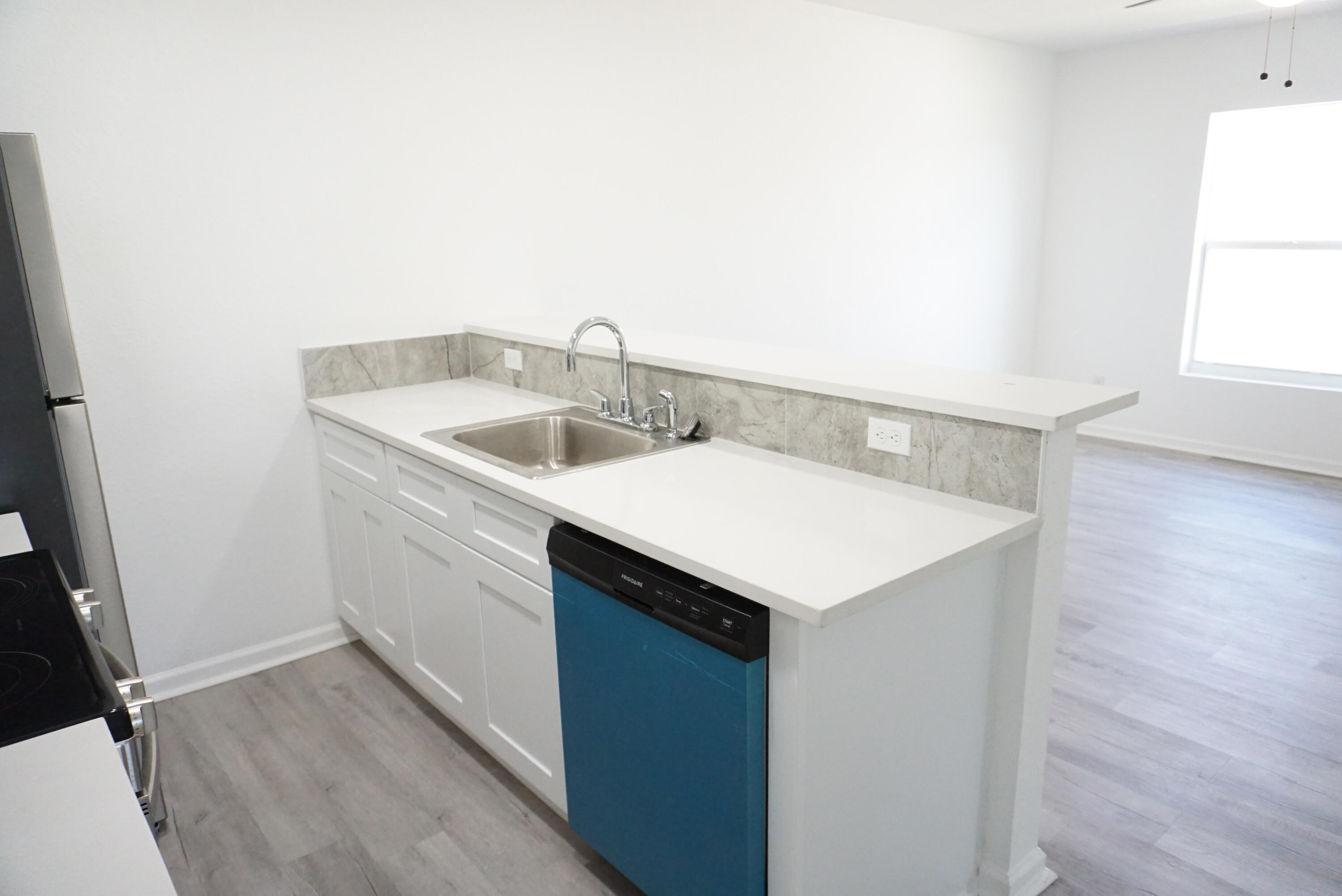 1173 West 28th Street, Unit 3 Riviera Beach, FL 33404 - Photo 4 of 17 DSC08256