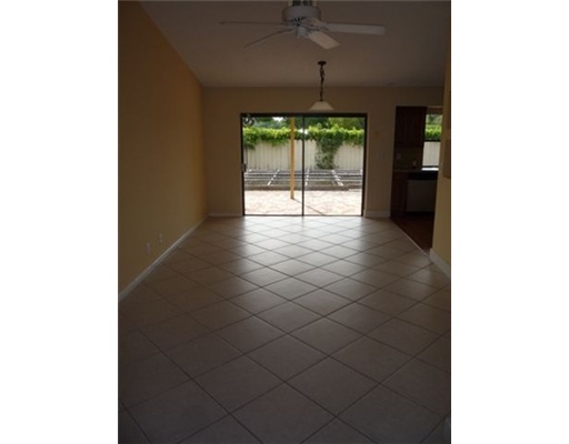 6522 Woodbury Road Boca Raton, FL 33433 - Photo 4 of 16 Additional Photo