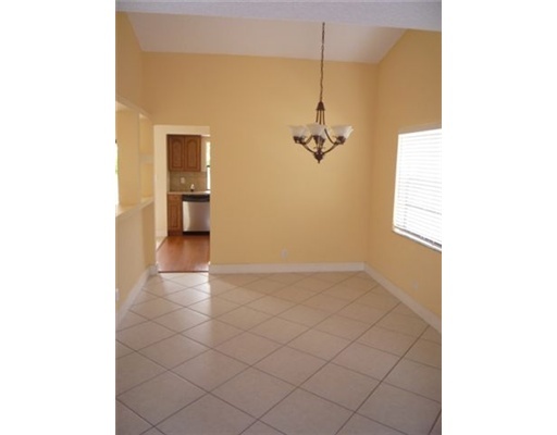 6522 Woodbury Road Boca Raton, FL 33433 - Photo 5 of 16 Additional Photo