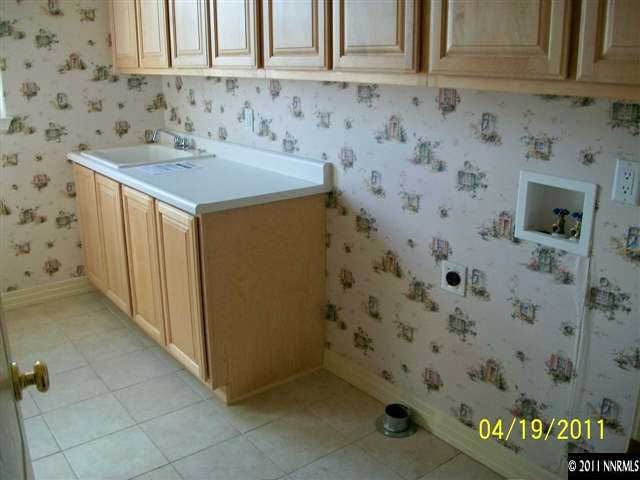 7055 Windstar Drive Reno, NV 89523 - Photo 8 of 13 Photo 8