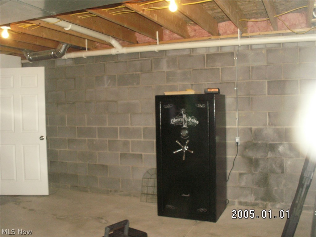 12156 Caves Road Chesterland, OH 44026 - Photo 12 of 23 Gallery Image 12