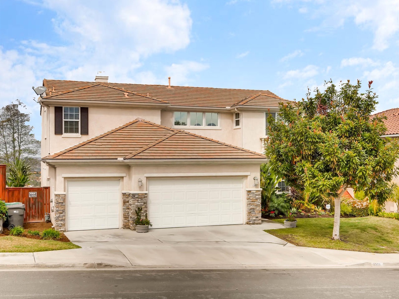 1301 Panorama Ridge Road Oceanside, CA 92056 - Photo 2 of 25