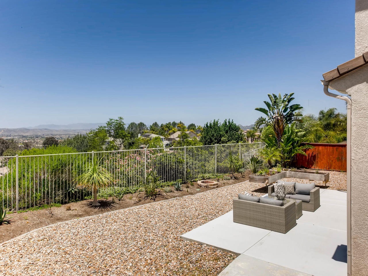1301 Panorama Ridge Road Oceanside, CA 92056 - Photo 20 of 25