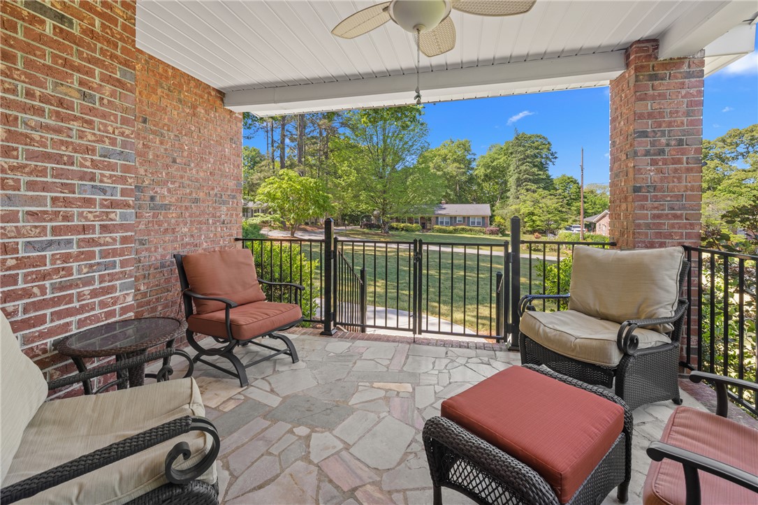 216 Mountain View Lane Clemson, SC 29631 - Photo 13 of 50