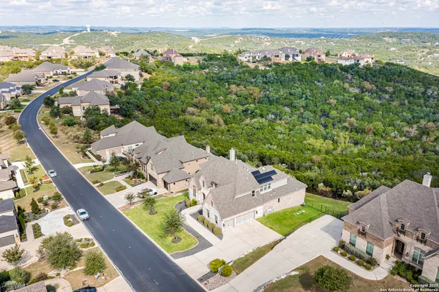 $1,075,000 | 8027 Vanity Hill, San Antonio, TX 78256