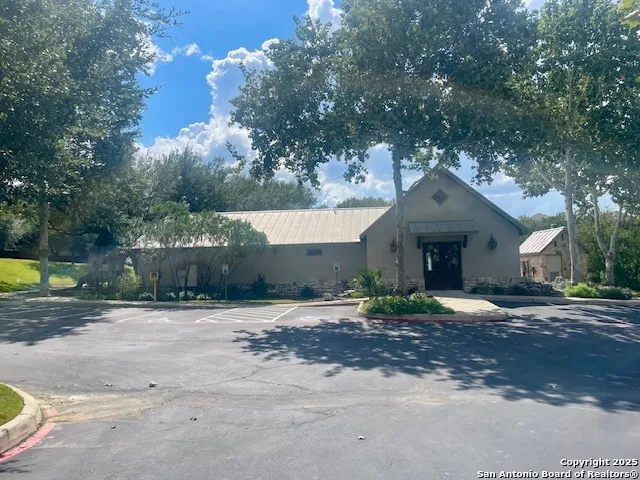 $1,075,000 | 8027 Vanity Hill, San Antonio, TX 78256