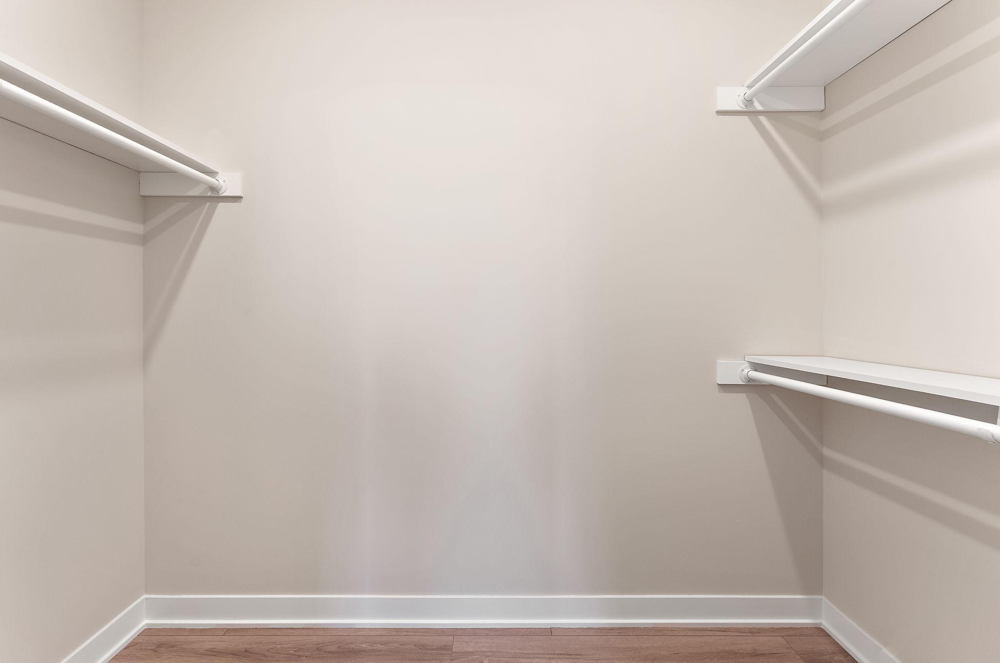 2450 County B Road West Roseville, MN 55113 - Photo 17 of 52