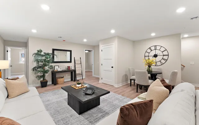 $465,000 | 2450 County B Road West, Roseville, MN 55113