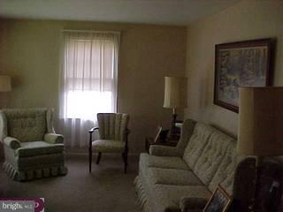 33 Wingert Road Wyomissing, PA 19610 - Photo 2 of 5 Gallery Image 2