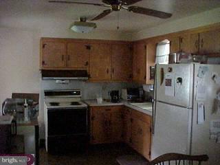 33 Wingert Road Wyomissing, PA 19610 - Photo 3 of 5 Gallery Image 3