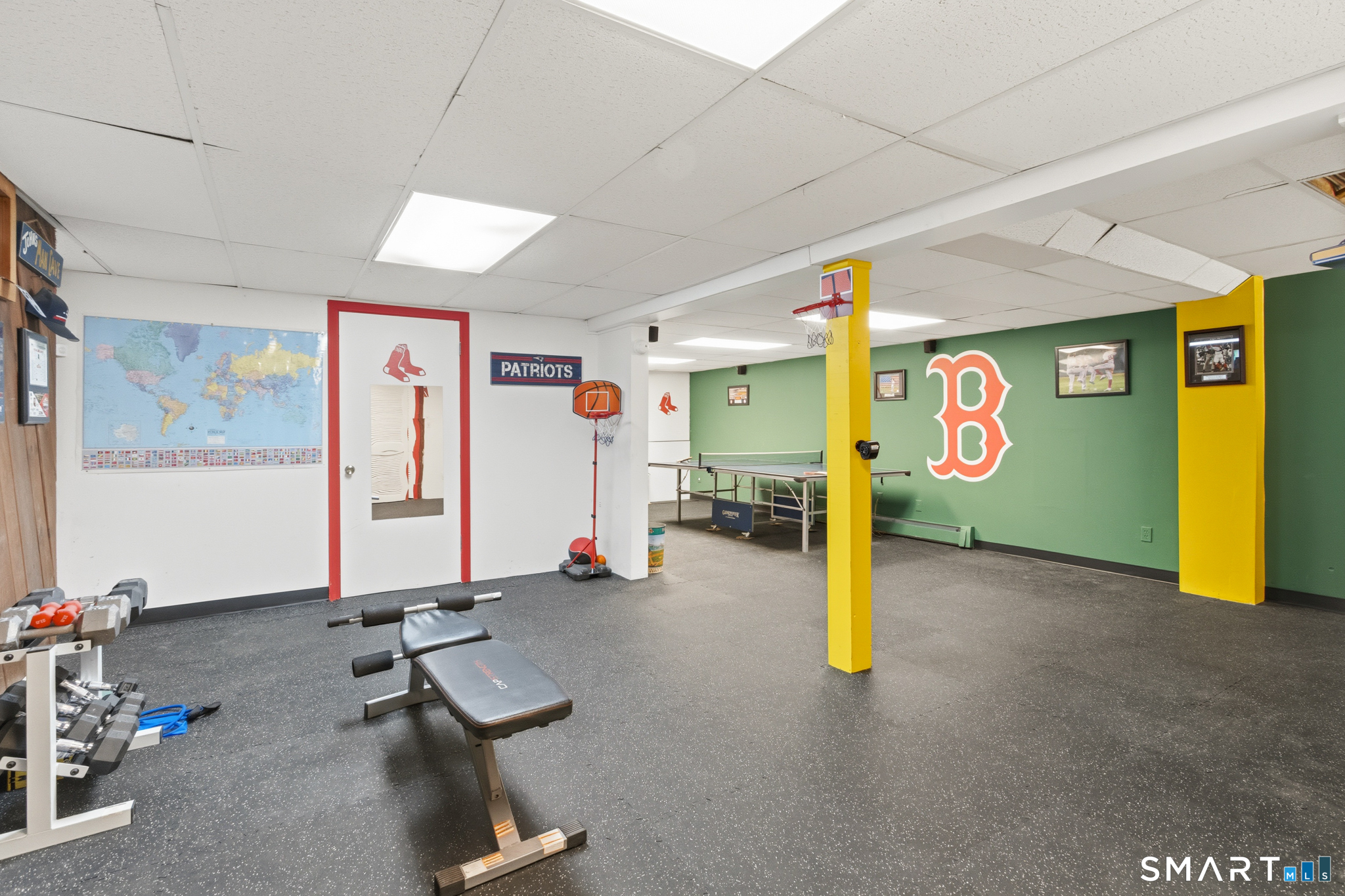 169 Tom Swamp Road Hamden, CT 06518 - Photo 34 of 40