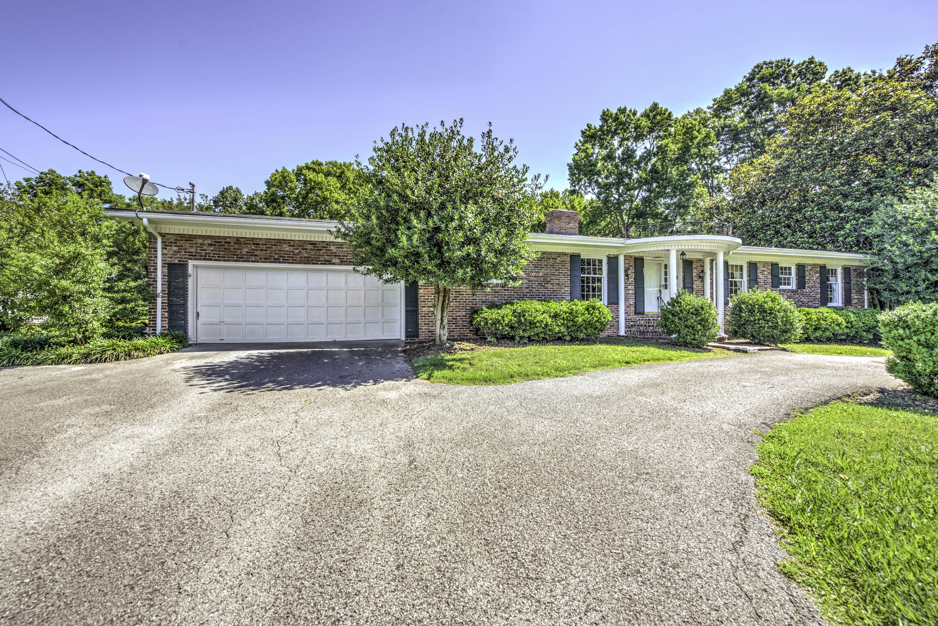 803 Riverbend Road Clinton, TN 37716 - Photo 2 of 36 803 Riverbend Rd.2