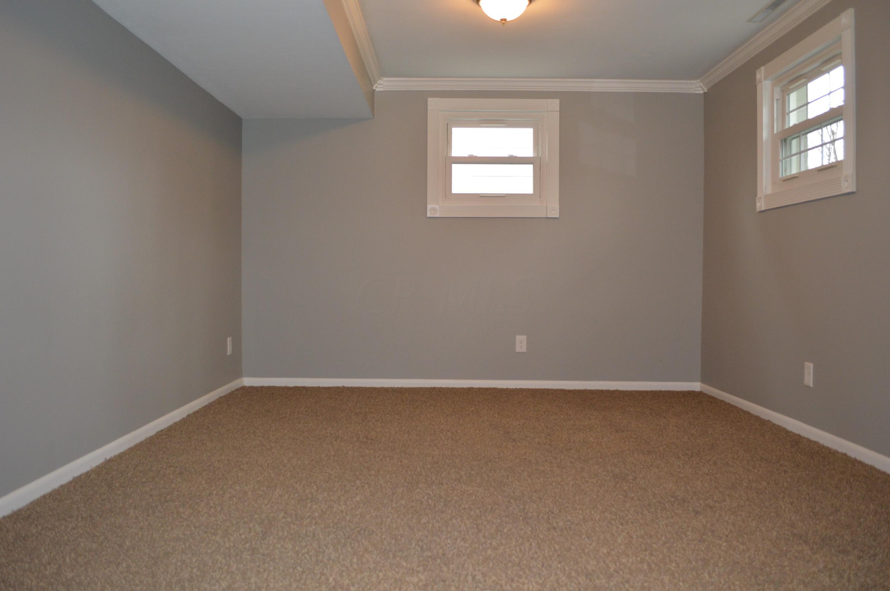 290 Rivers End Road Columbus, OH 43230 - Photo 18 of 20