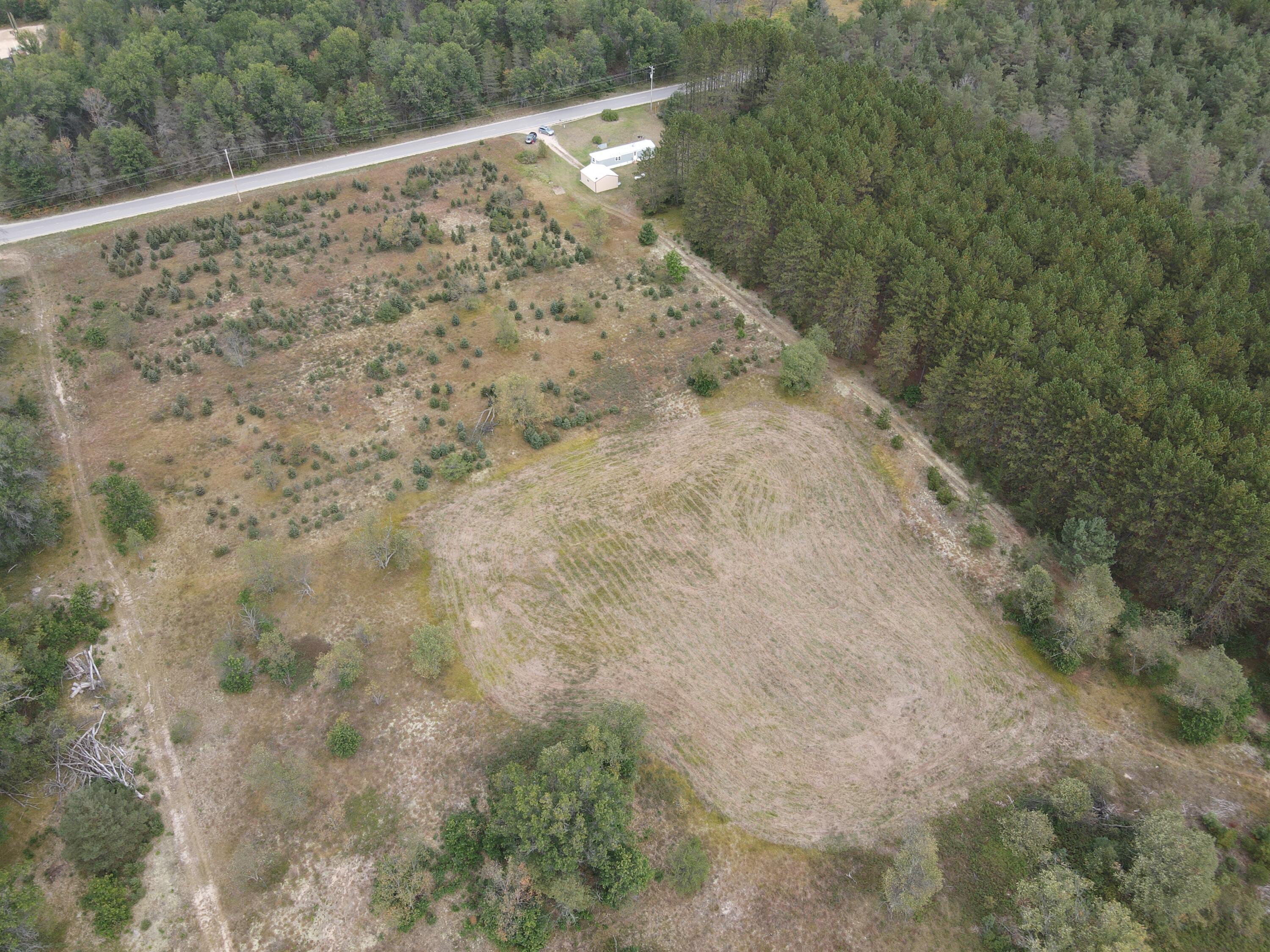 9541 Pine Road Marion, MI 49665 - Photo 25 of 30 Photo_1080296110_DJI_686_jpg_7180874_0_2