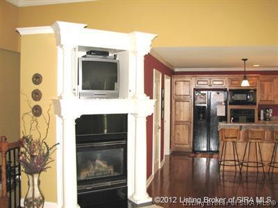 1545 Edwardsville Galena Road Georgetown, IN 47122 - Photo 2 of 10