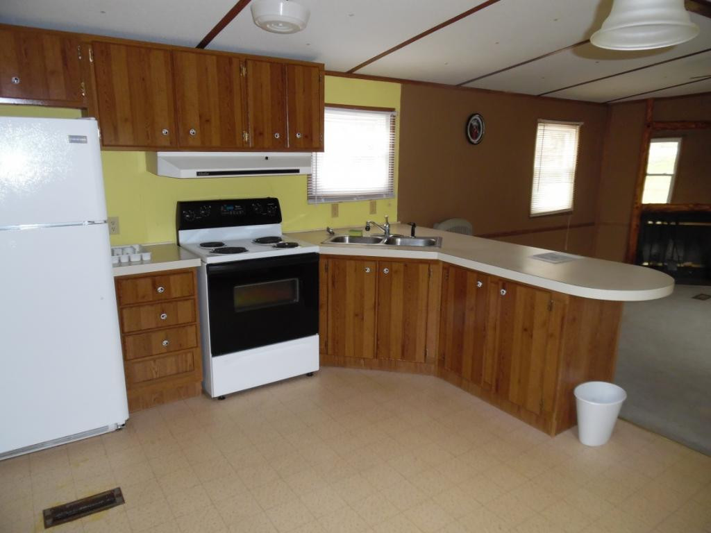 115 Gilbert Wilson Road Elizabethton, TN 37643 - Photo 13 of 15 Photo 13