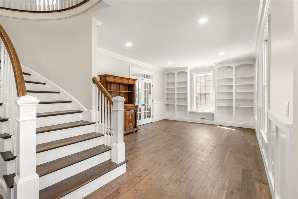 27 Silver Hill Road Weston, MA 02493 - Photo 4 of 25