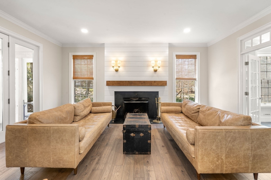 27 Silver Hill Road Weston, MA 02493 - Photo 6 of 25