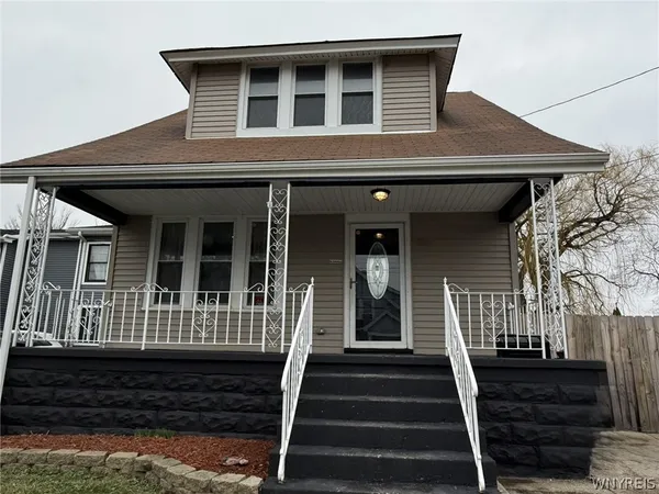 $250,000 | 26 Trowbridge Street, Buffalo, NY 14220