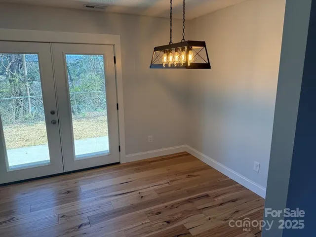 $299,900 | 125 Dearmin Terrace, Franklin, NC 28734