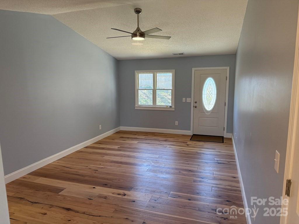 125 Dearmin Terrace Franklin, NC 28734 - Photo 9 of 22