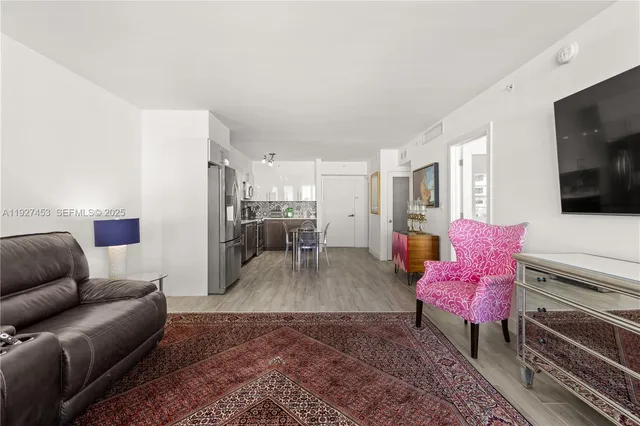 $699,000 | 100 Lincoln Road, Unit 643, Miami Beach, FL 33139