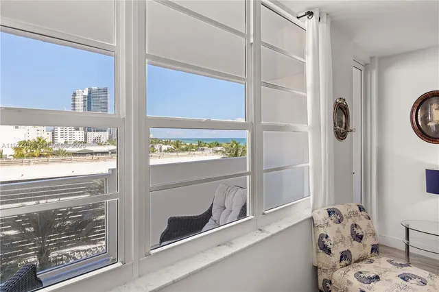 $699,000 | 100 Lincoln Road, Unit 643, Miami Beach, FL 33139