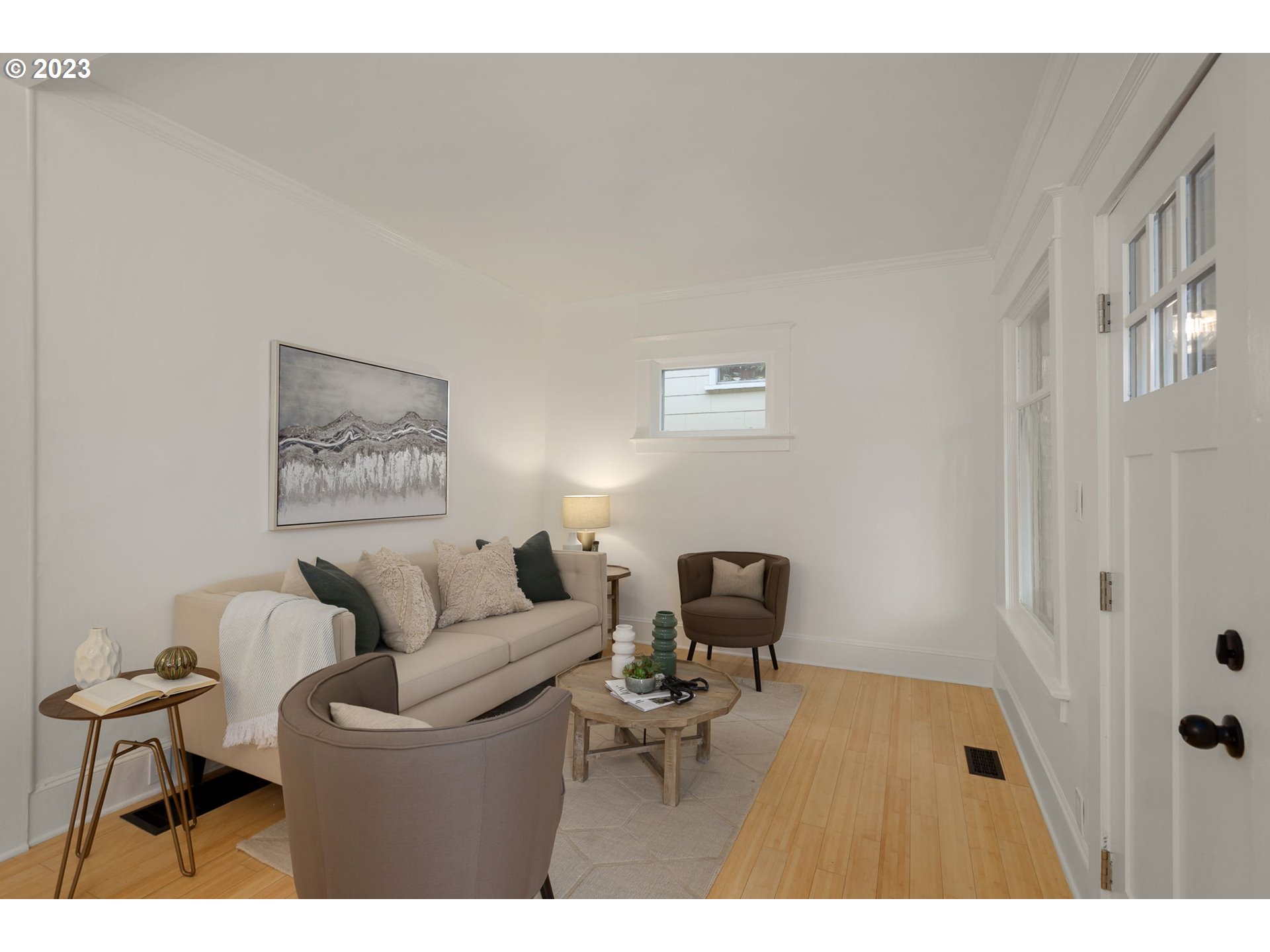 14 Southwest Boundary Street Portland, OR 97239 - Photo 6 of 30 Gallery Image 6