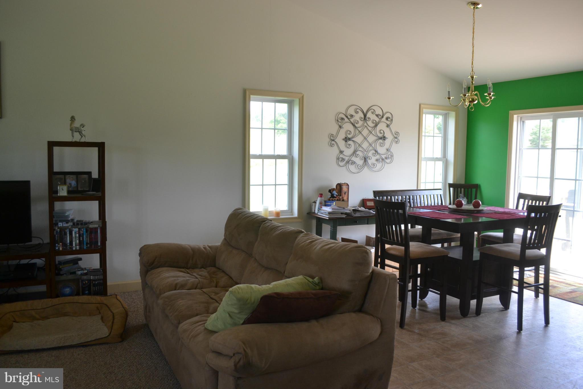 14012 Fairview Road Clear Spring, MD 21722 - Photo 5 of 7 Interior (General)