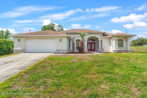 $345,000 | 10400 Golden Avenue, Weeki Wachee, FL 34613