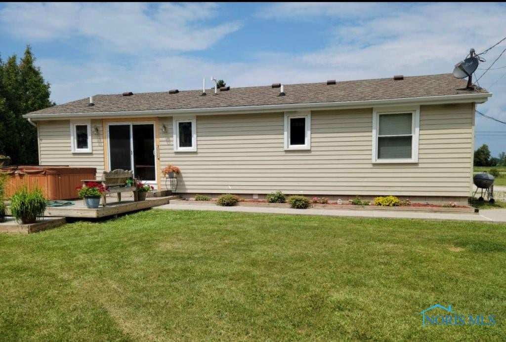 5463 Keller Road Walbridge, OH 43465 - Photo 3 of 30 Gallery Image 3