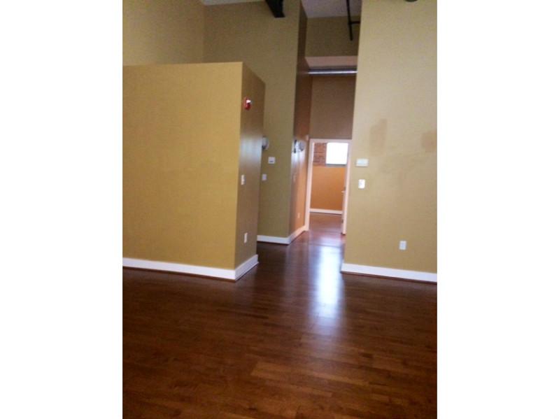 180 Allen Street, Unit 105 Woonsocket, RI 02895 - Photo 9 of 25 Interior Space/Layout.