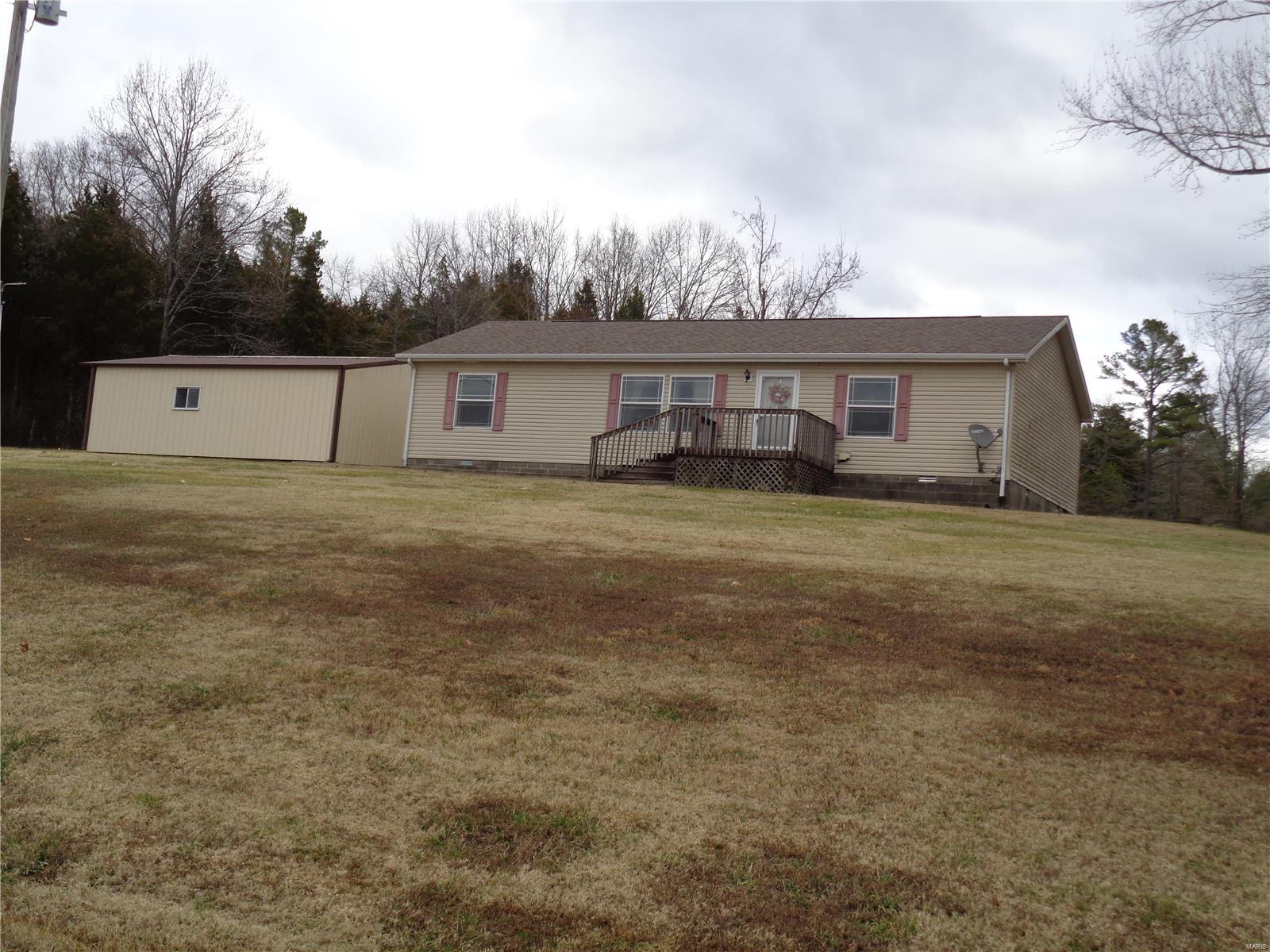 140 Ozark Road Eddyville, IL 62928 - Photo 3 of 19 Gallery Image 3