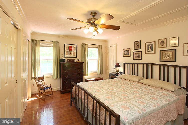 11633 Quail Ridge Court Reston, VA 20194 - Photo 17 of 30 Bedroom (Master)
