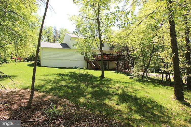 11633 Quail Ridge Court Reston, VA 20194 - Photo 30 of 30 Exterior (Rear)