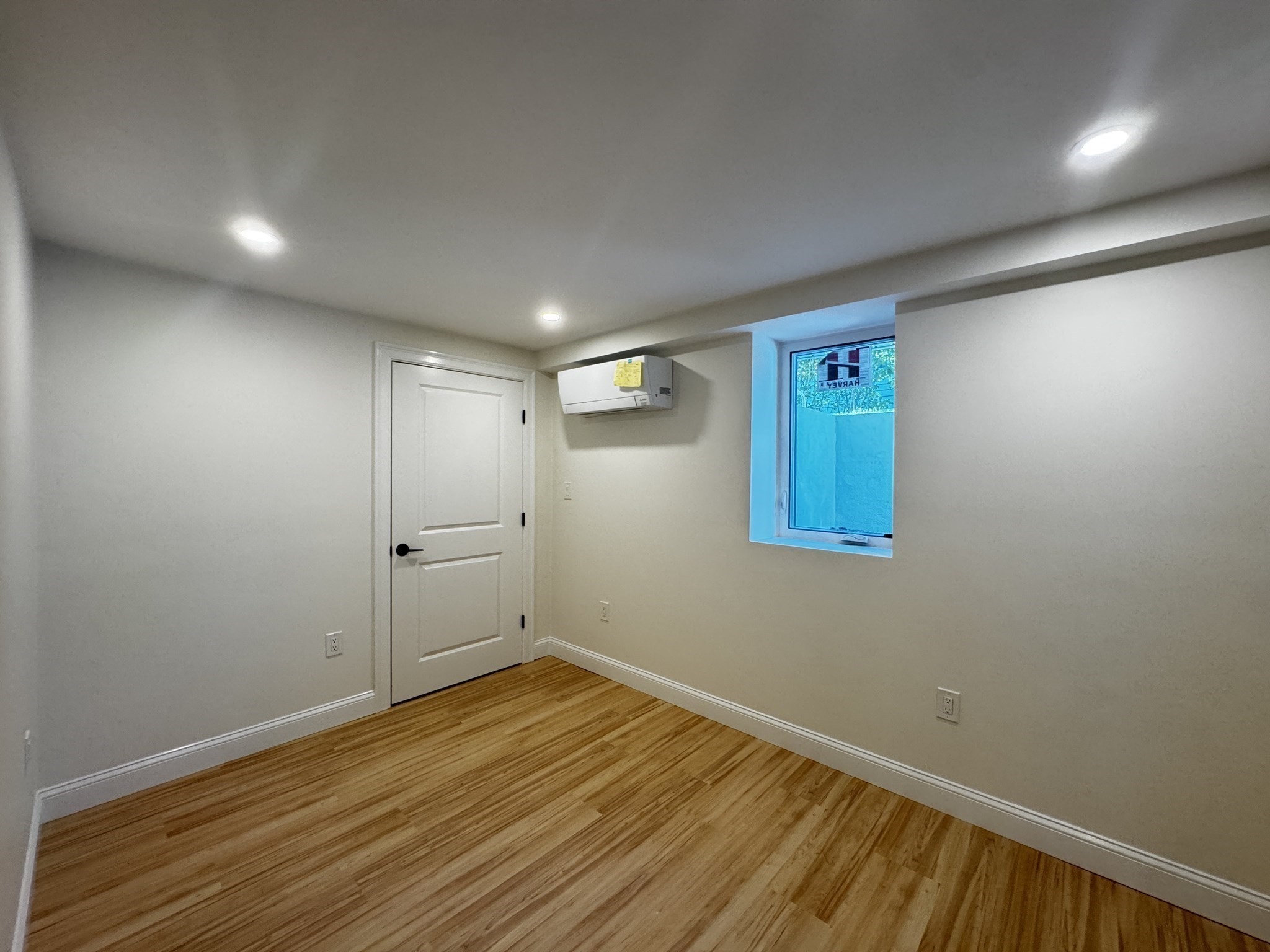 26 Buckingham Road, Unit B Quincy, MA 02170 - Photo 5 of 8 Gallery Image 5