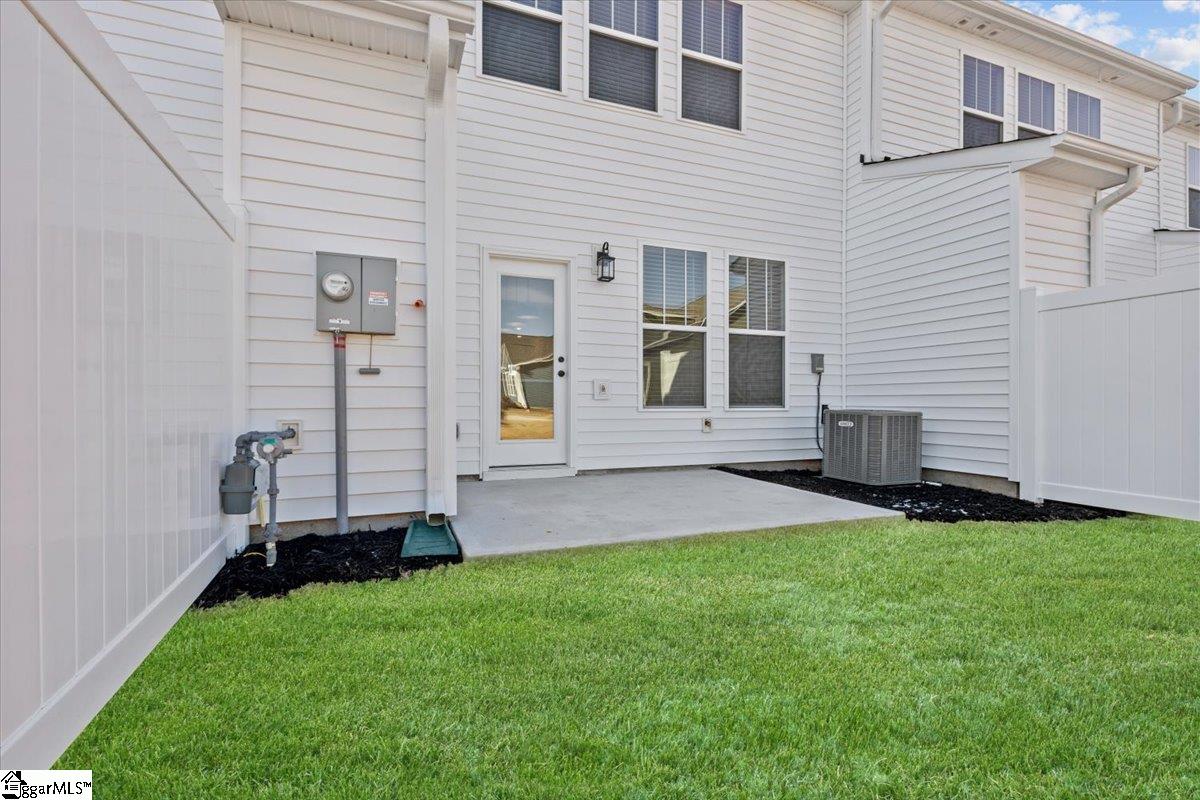 449 Hazelcote Road Greenville, SC 29611 - Photo 3 of 28 Gallery Image 3
