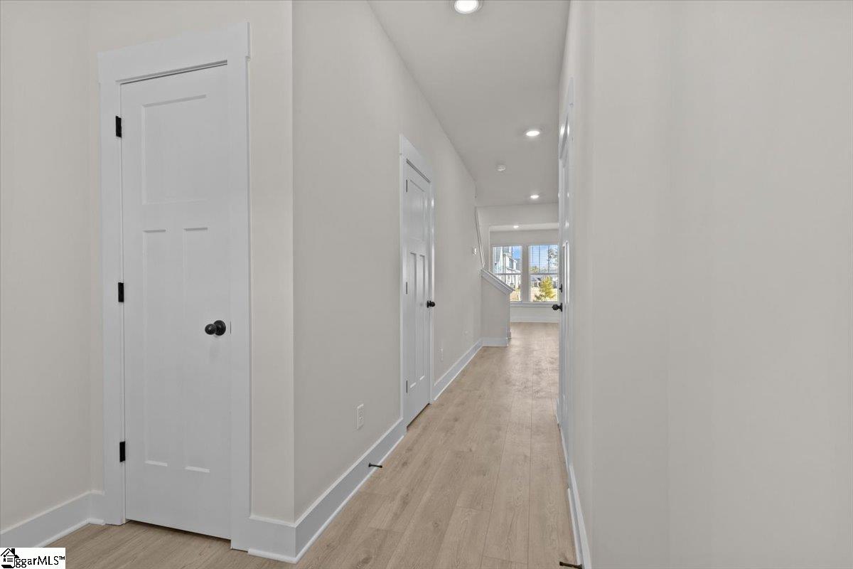 449 Hazelcote Road Greenville, SC 29611 - Photo 5 of 28 Gallery Image 5