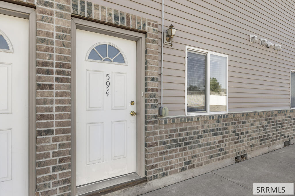 594 Sunflower Road Rexburg, ID 83440 - Photo 2 of 28 Gallery Image 2