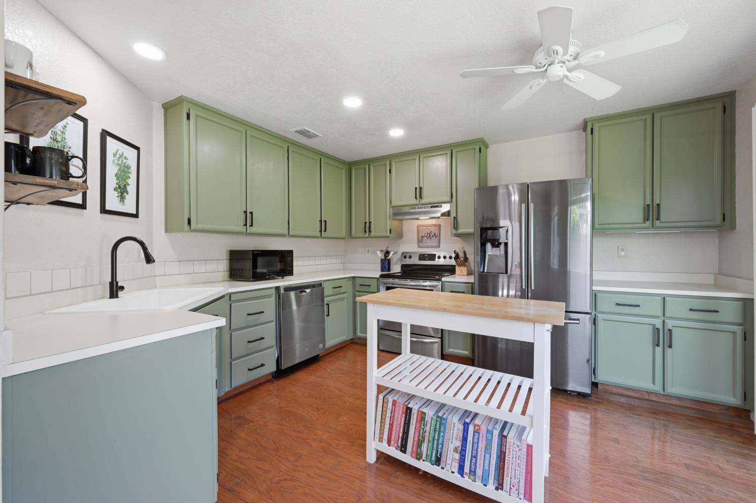 3006 Springview Meadows Drive Rocklin, CA 95677 - Photo 14 of 41