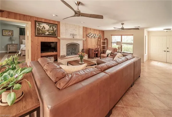 $699,000 | 427 Torrey Pines Point, Naples, FL 34113