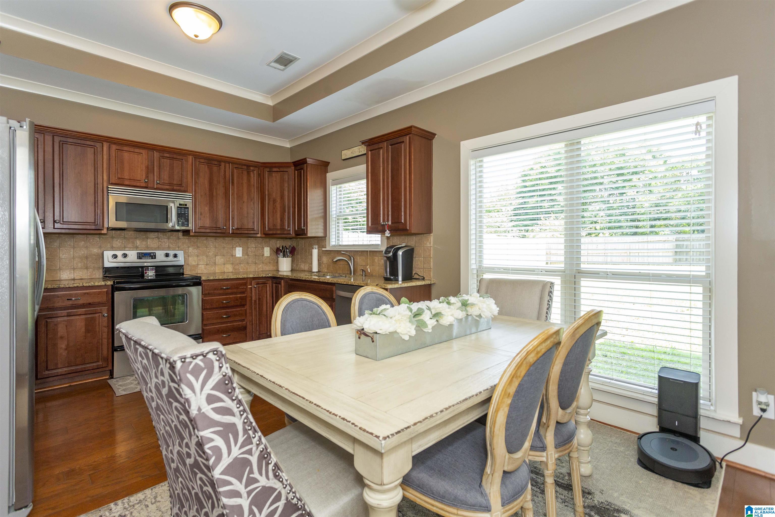 103 Falling Waters Lane Alabaster, AL 35114 - Photo 6 of 35