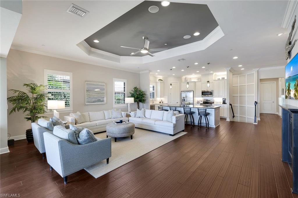 9684 Montelanico Loop, Unit 204 Naples, FL 34119 - Photo 11 of 47