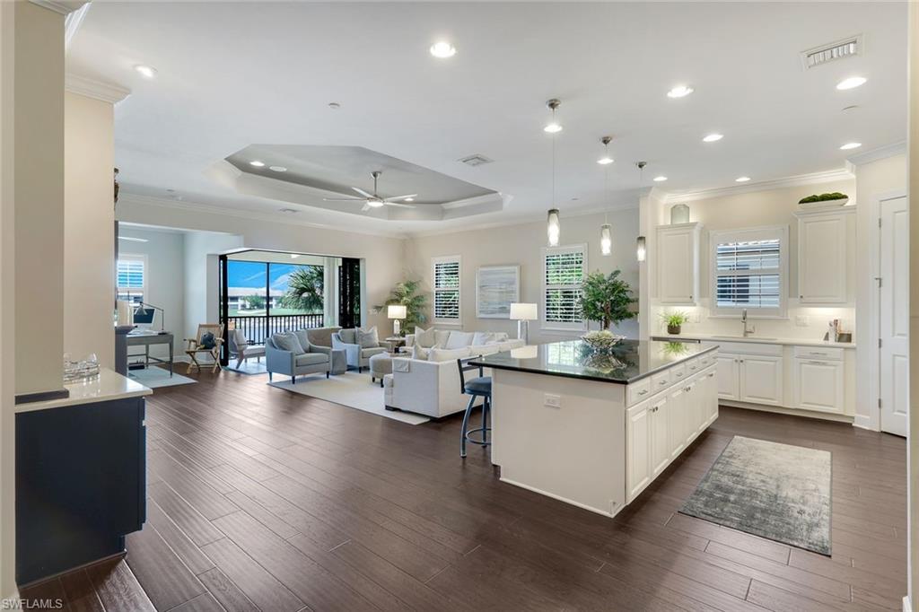 9684 Montelanico Loop, Unit 204 Naples, FL 34119 - Photo 18 of 47