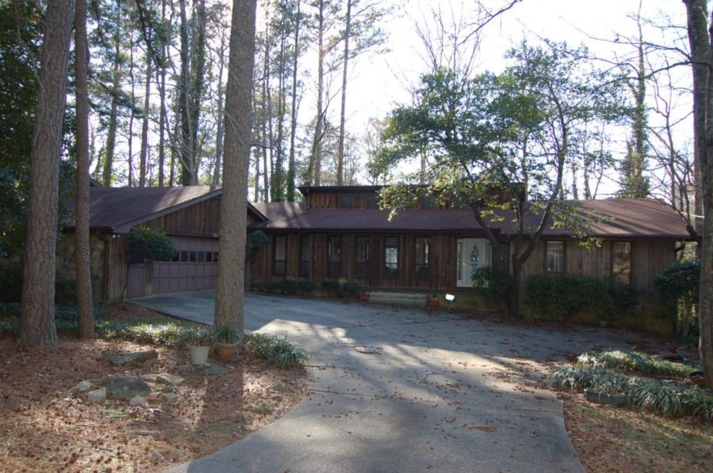 948 Millard Road Stone Mountain, GA 30088 - Photo 1 of 1 Gallery Image 1