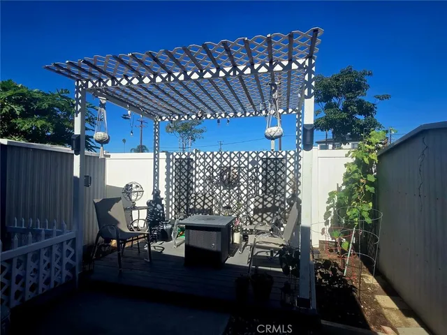 $190,000 | 15621 Beach Boulevard, Unit 28, Huntington Beach, CA 92647