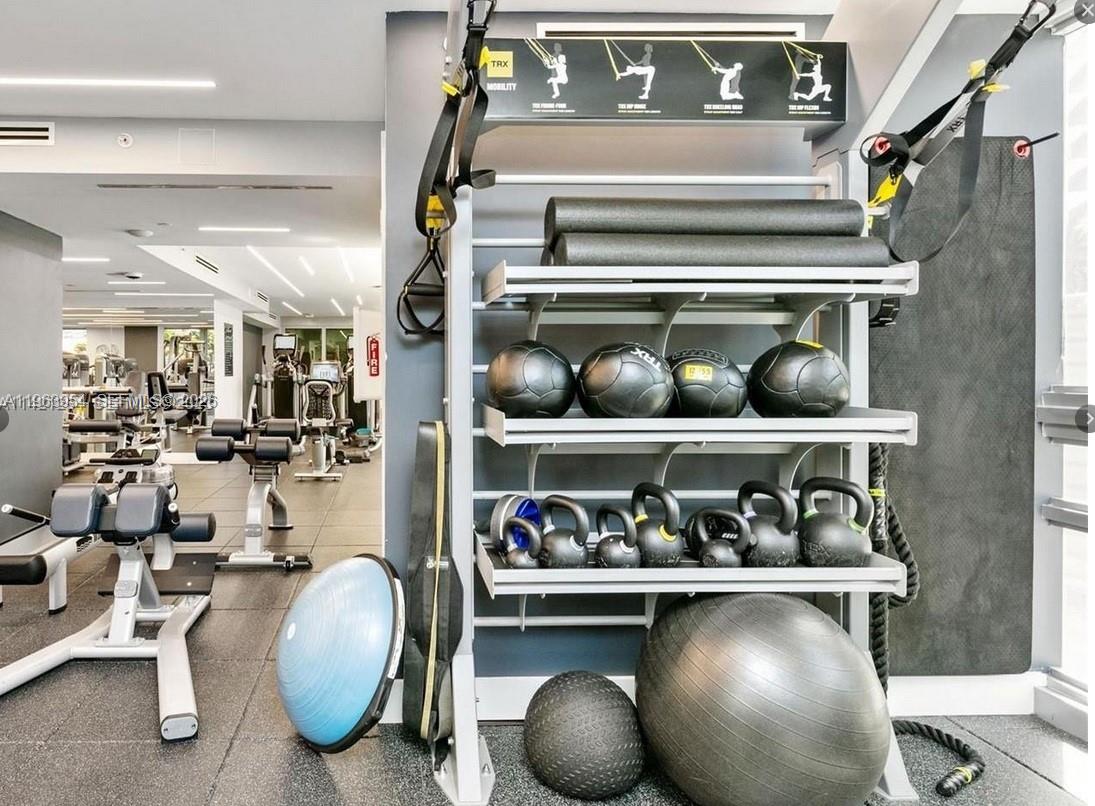 1541 Brickell Avenue, Unit B1504 Miami, FL 33129 - Photo 30 of 31