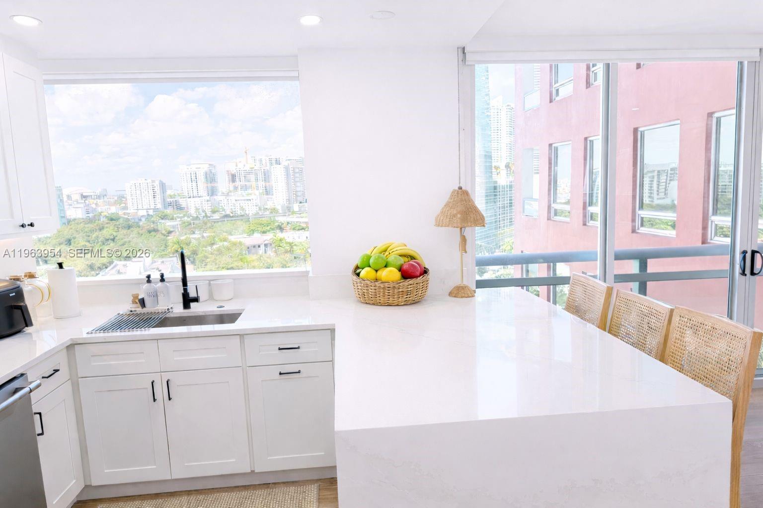 1541 Brickell Avenue, Unit B1504 Miami, FL 33129 - Photo 7 of 31