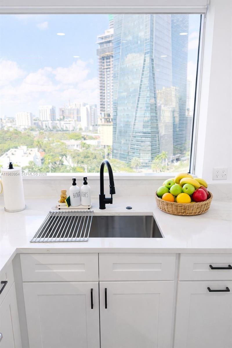 1541 Brickell Avenue, Unit B1504 Miami, FL 33129 - Photo 9 of 31